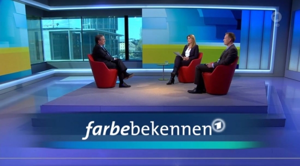 Laschet: der verklärt lächelnde Kanzlerkandidat bekennt Farbe im Sekundentakt