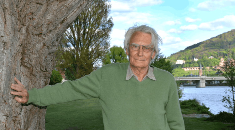 Wir gratulieren unserem Wegbegleiter Helm Stierlin