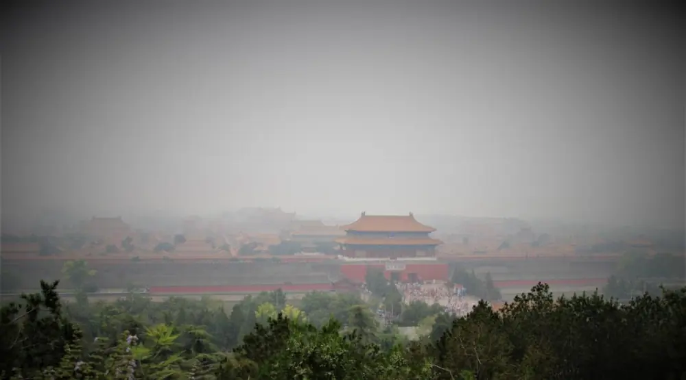 Xi Jinping:  „….große Mauer aus Stahl…“ und die 2242. Jahrfeier Chinas